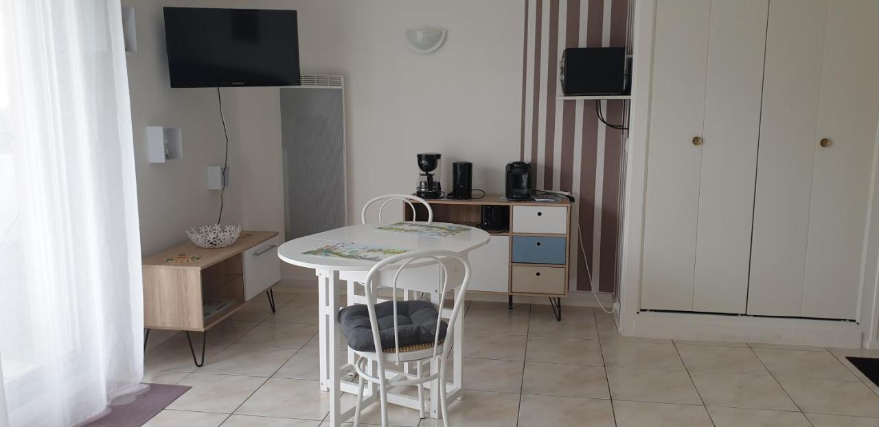 Апартаменти Studio Proche Ecole De Voile Et Plage Сен-Жорж-де-Дідонн Екстер'єр фото